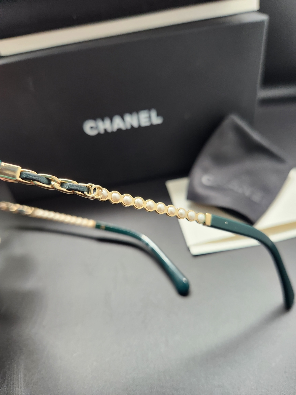 Chanel Women's Green Cat-Eye Glasses with Gold Chain Detail - Picture 4 of 4